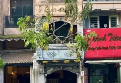 - Vị trí: Nhà nằm trên tuyến đường thương hiệu thuộc Phường 2 Quận 3. Vị trí siêu đẹp, ngay sát vòn... Bán nhà mặt phố tại Bàn Cờ, Hồ Chí Minh 02