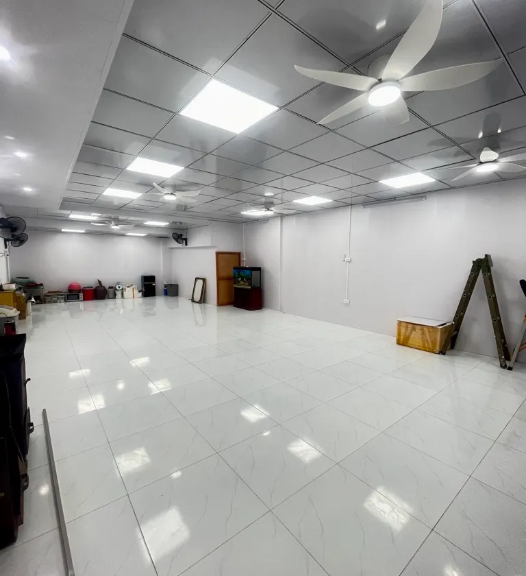 Cửa hàng tầng 1 mặt tiền rộng 11m, kinh doanh sầm uất tại Vũ Thạnh... Bán căn hộ chung cư tại Giảng Võ, Hà Nội 01