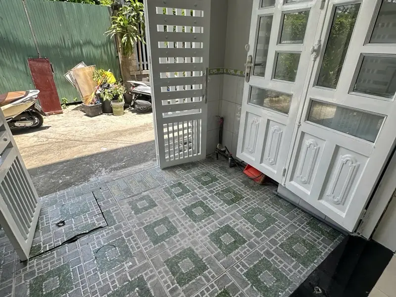 NHÀ 3 LẦU – HẺM XE HƠI THÔNG – PHÚ THUẬN – NHỈNH 5 TỶ... Bán nhà riêng tại Phú Thuận, Hồ Chí Minh 01