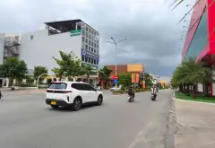 Nhà mặt phố xịn xò tại Trung Tâm Hành Chính Dĩ An, giá sốc giảm sâu... Bán nhà mặt phố tại Dĩ An, Hồ Chí Minh 01