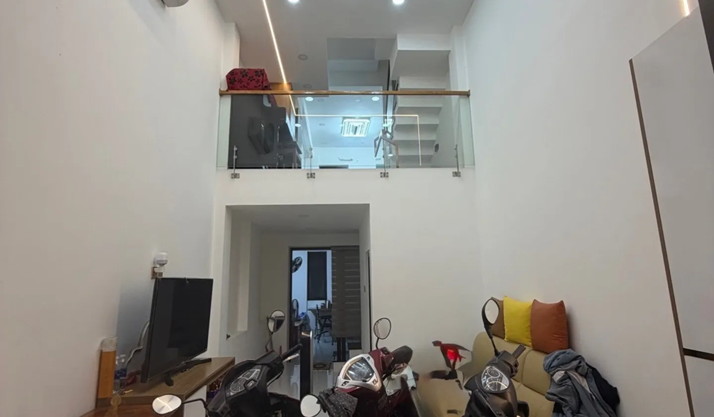 Bán nhà 4 tầng 42m2 tại Tân Phú giá 6,3 tỷ, gần mặt tiền lớn... Bán nhà riêng tại Tân Phú, Hồ Chí Minh 01