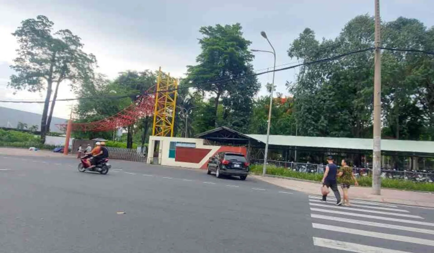 Bán nhà mặt phố 2 tầng 69m2 hướng Đông tại phường Bình Phú... Bán nhà mặt phố tại Bình Phú, Hồ Chí Minh 01
