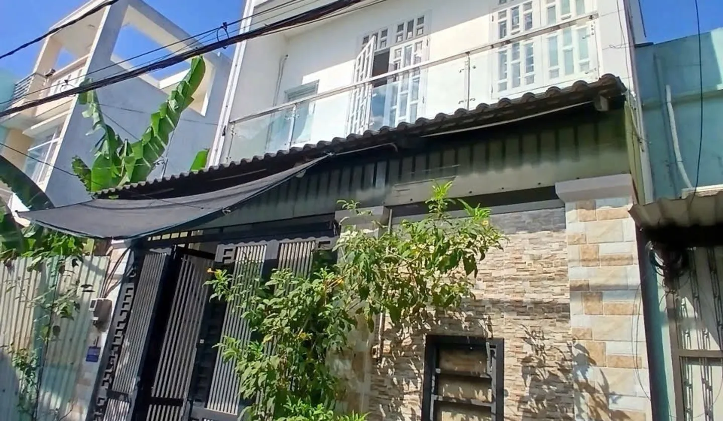 Bán nhà riêng 3 tầng tại Tân Kỳ Tân Quý, mặt tiền 6m, gần chợ, giá 4.8 tỷ... Bán nhà riêng tại Bình Tân, Hồ Chí Minh 01