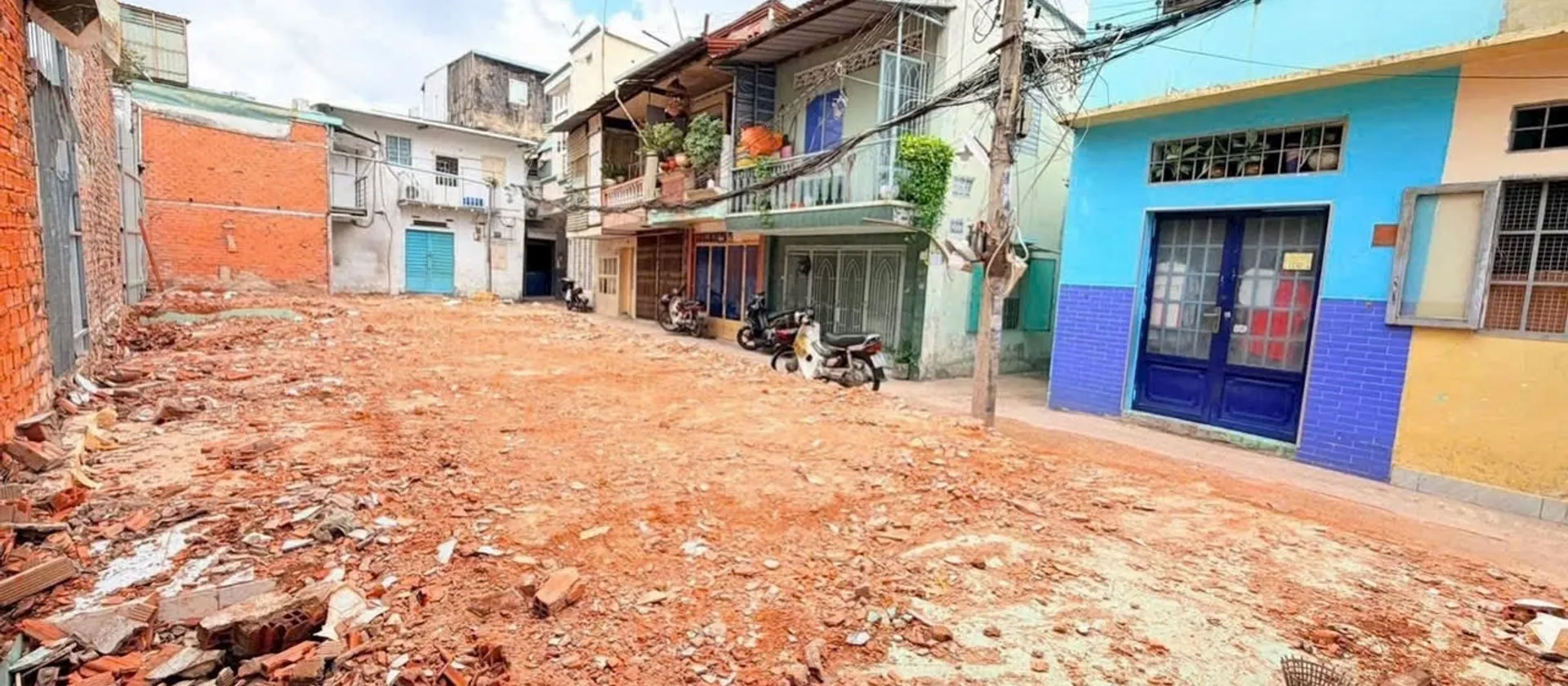 Nhà Xô Viết Nghệ Tĩnh: Sống ngay trung tâm sầm uất... Bán nhà riêng tại Thạnh Mỹ Tây, Hồ Chí Minh 01