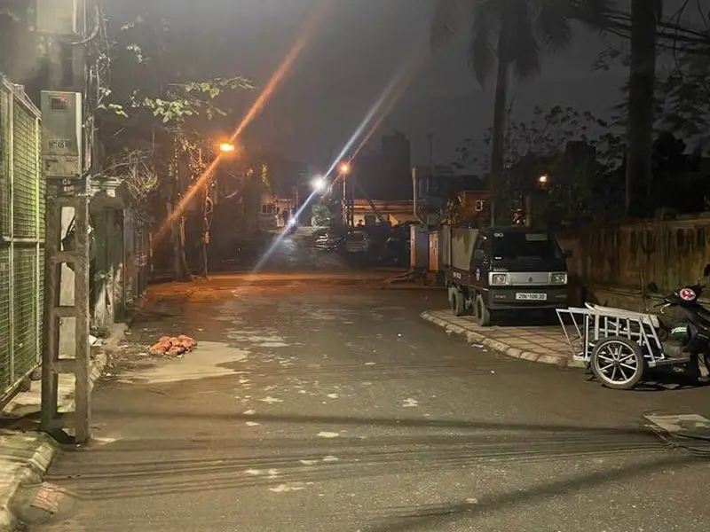 Hiếm rẻ 40 m 5 tầng ngay tại trung tâm việt Hưng... Bán nhà riêng tại Việt Hưng, Hà Nội 01