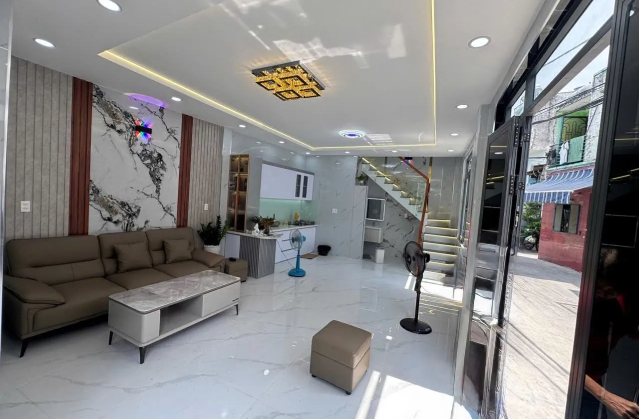 BÁN NHÀ 2 TẦNG 3PN QUẬN 6 GIÁP QUẬN 5 – HẺM XE TẢI – GIÁ CHỈ 5.8 TỶ... Bán nhà riêng tại Bình Tiên, Hồ Chí Minh 01