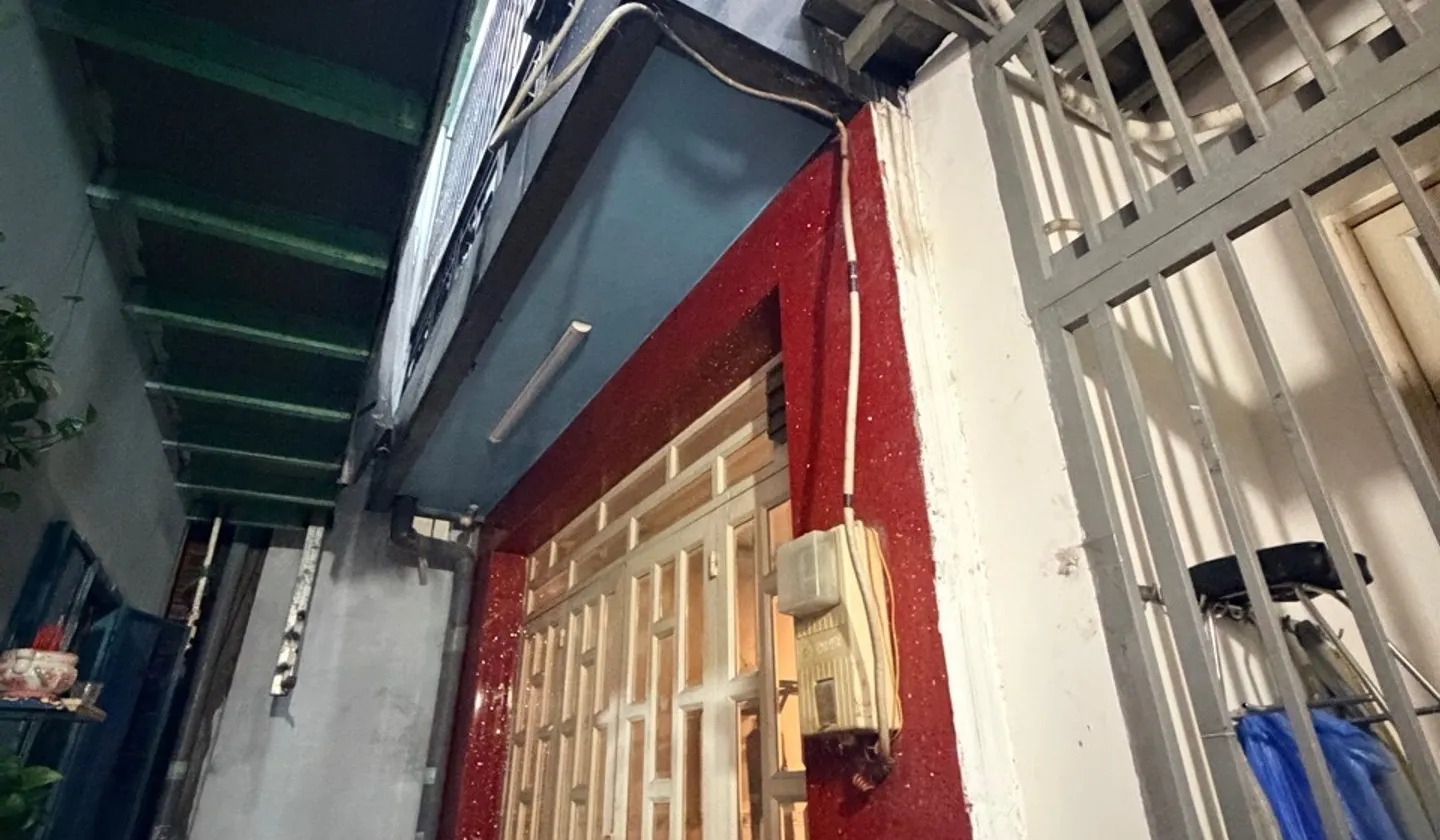Bán nhà 3 tầng kiên cố tại Phạm Thế Hiển, diện tích sử dụng gần 60m²... Bán nhà riêng tại Chánh Hưng, Hồ Chí Minh 01