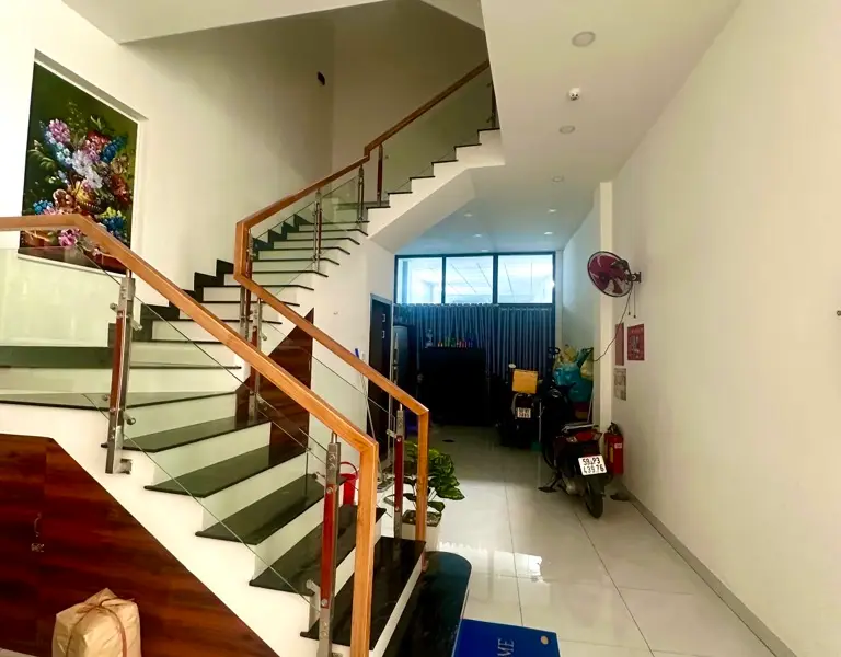 Bán nhà mặt phố Tân Bình 6 tầng, diện tích 100.5m², mặt tiền 3.5m... Bán nhà mặt phố tại Tân Sơn Nhất, Hồ Chí Minh 01