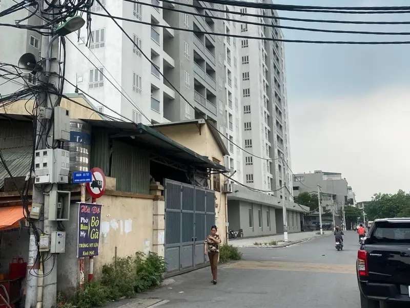 Bán đất 38,1m² hướng Đông Nam tại phường a Lĩnh Nam, giá 5,18 tỷ đồng... Bán đất tại Lĩnh Nam, Hà Nội 01
