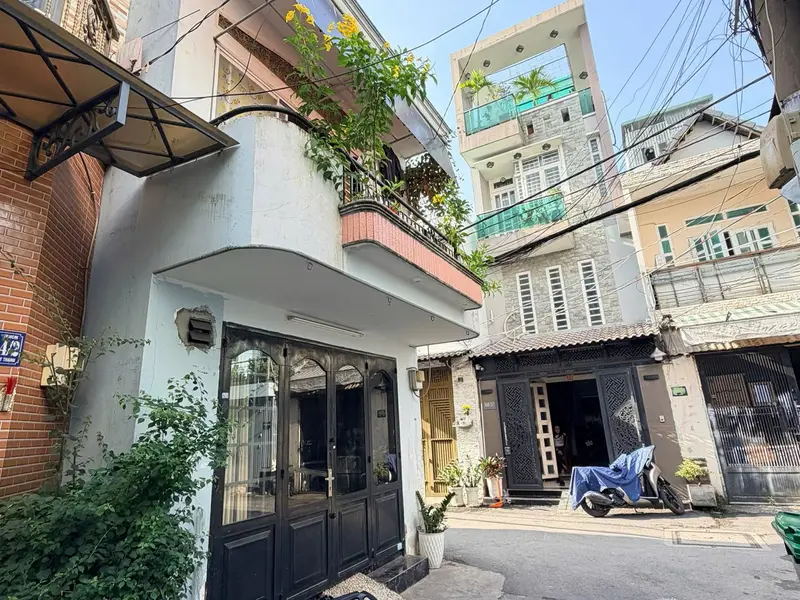 Nhà 2 tầng 41m2 lô góc hẻm 5m Chế Lan Viên giá 4.25 tỷ... Bán nhà riêng tại Tây Thạnh, Hồ Chí Minh 01