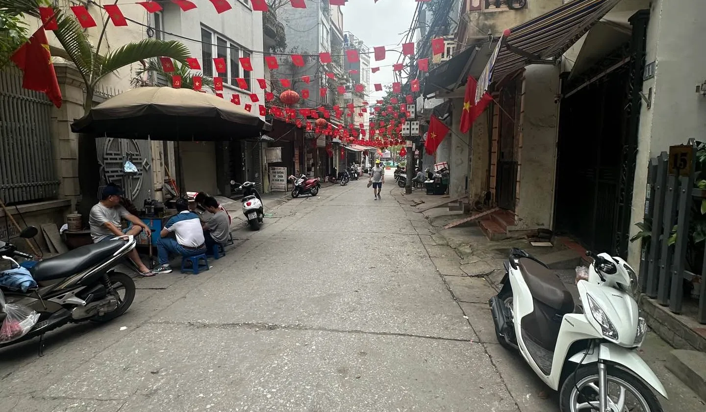 Bán nhà 3 tầng 2 mặt tiền tại phường Ngọc Hà, diện tích 43.1 m²... Bán nhà mặt phố tại Ngọc Hà, Hà Nội 01