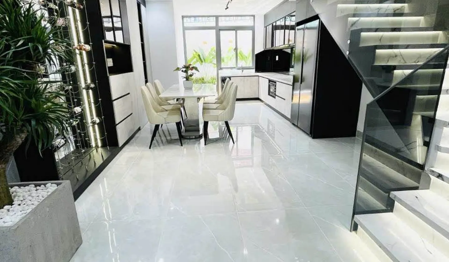 🌺 ( QUẬN 7 ) NHÀ 3 TẦNG – 72M² – TẶNG FULL NỘI THẤT

👉GIÁ 7,5 TỶ

📐 DT: 4,2 x 14m, nở hậu 5m... Bán nhà riêng tại Tân Thuận, Hồ Chí Minh 01