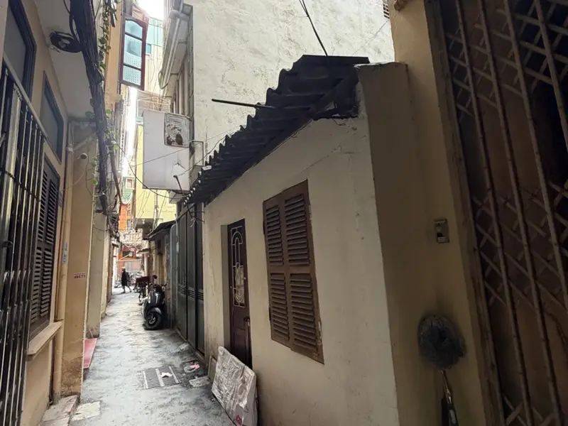 Cát Linh - Nhà cấp 4 cũ 45m2 - vài bước ra oto tránh... Bán nhà riêng tại Đống Đa, Hà Nội 01