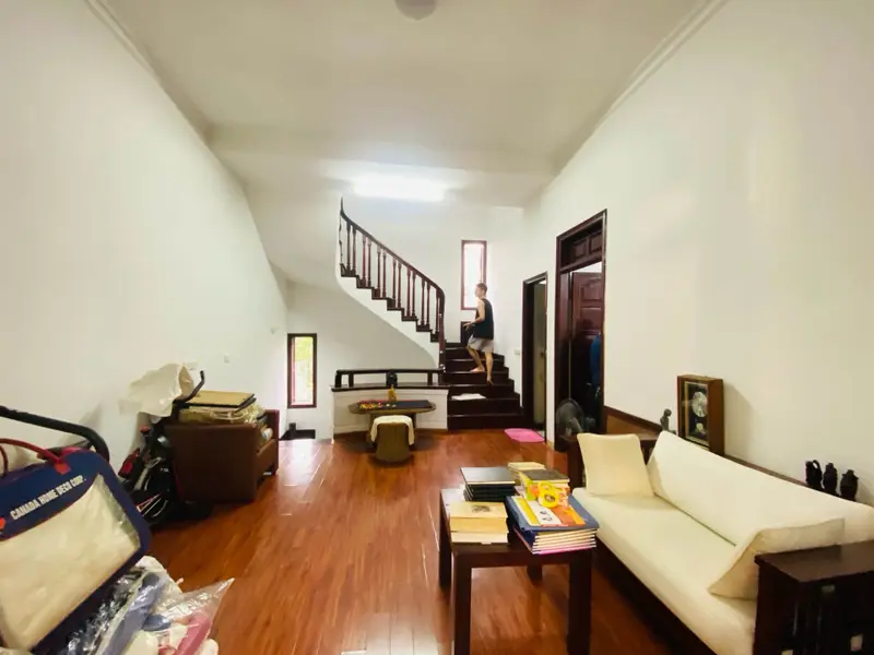 Bán nhà riêng 4.5 tầng ngõ ô tô Lạc Long Quân, mặt tiền rộng, gần Hồ Tây... Bán nhà riêng tại Cầu Giấy, Hà Nội 01