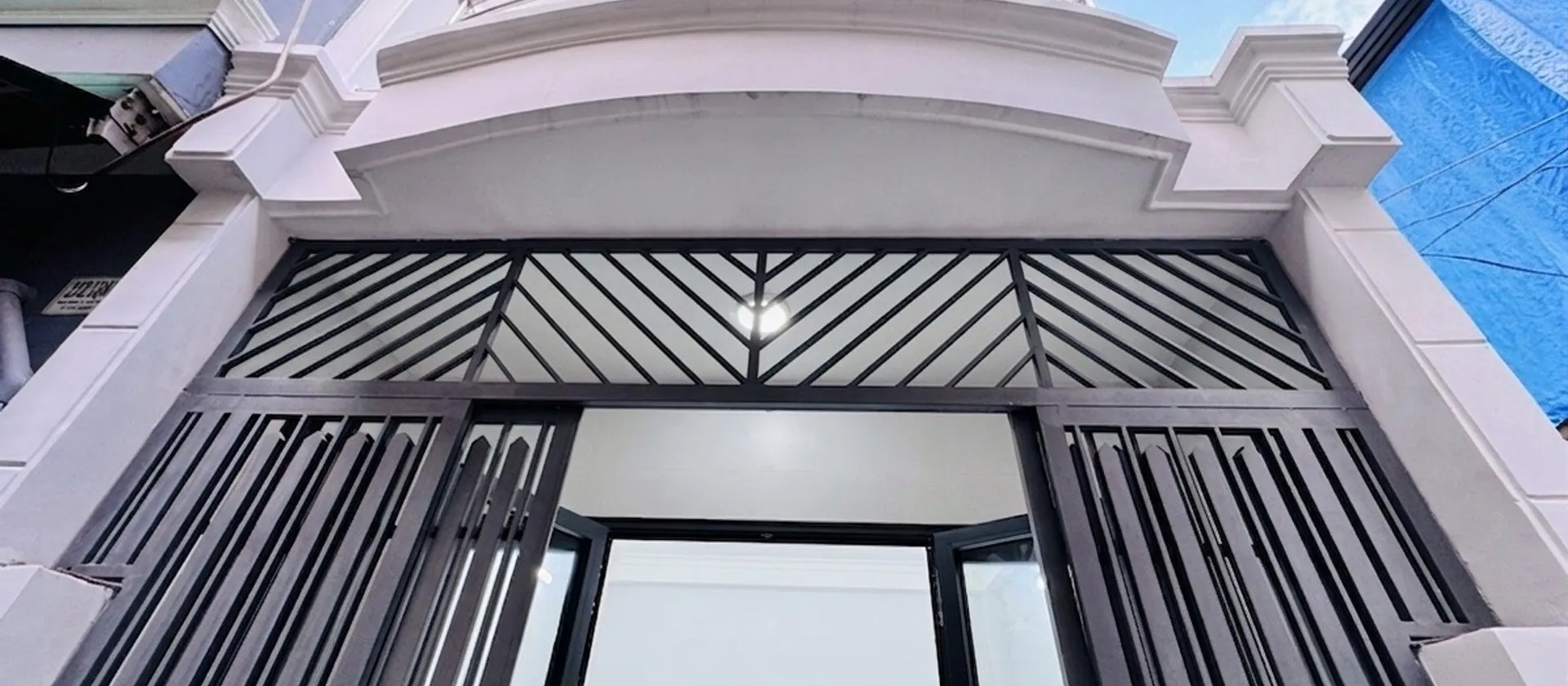 Bán nhà riêng 2 tầng diện tích 29.5m² tại quận Hoàng Sa, căn góc, pháp lý rõ ràng... Bán nhà riêng tại Tân Định, Hồ Chí Minh 01