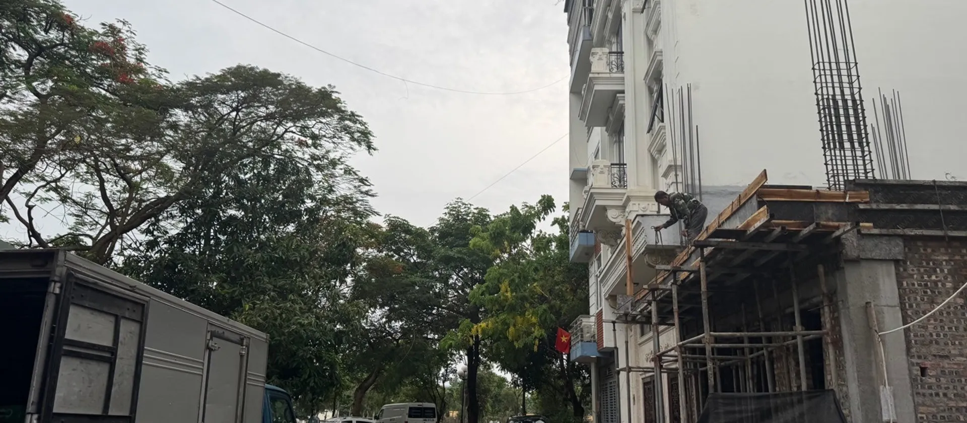 BÁN ĐẤT THANH AM, LONG BIÊN 90M2- MT 6M- VỈA HÈ Ô TÔ TRÁNH - CẠNH CÔNG VIÊN HỒ.... Bán nhà riêng tại Việt Hưng, Hà Nội 01
