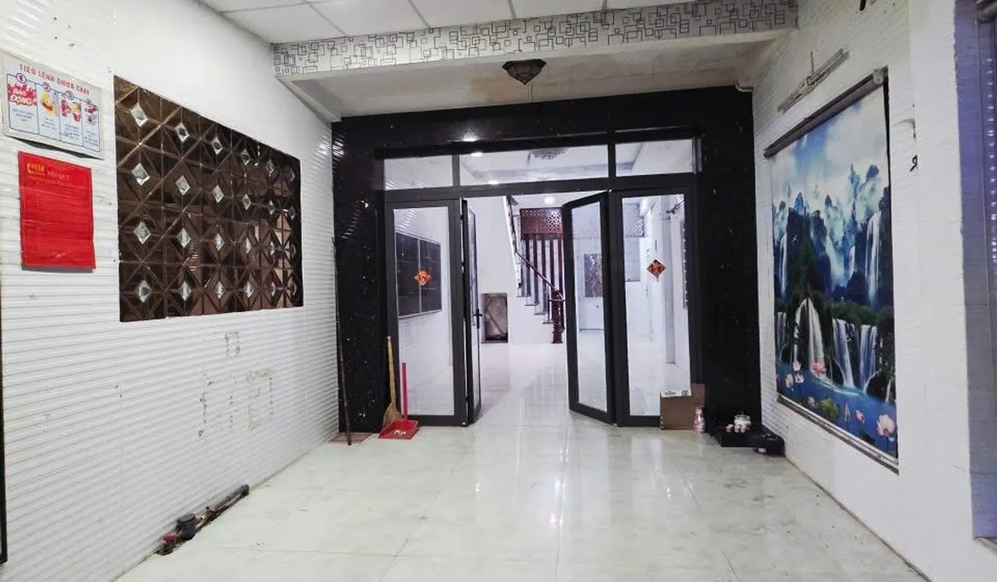 Bán nhà mặt phố Lê Quang Sung Quận 6 64m2 2 tầng giá 12.86 tỷ... Bán nhà mặt phố tại Bình Tây, Hồ Chí Minh 01