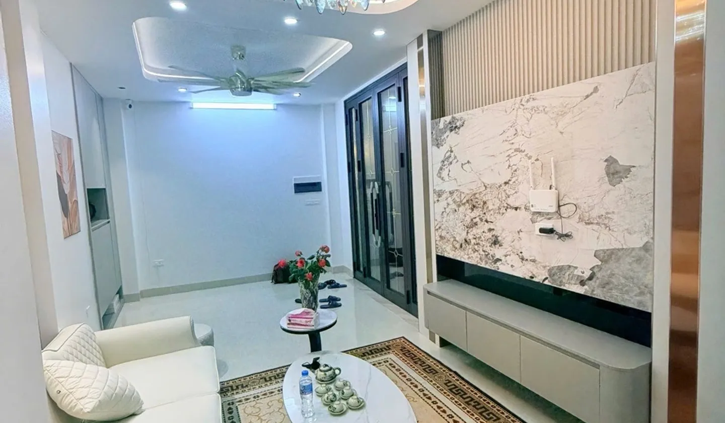 Nhà riêng 6 tầng mới xây tại trung tâm Ba Đình, gần phố, thang máy tiện nghi... Bán nhà riêng tại Ngọc Hà, Hà Nội 01