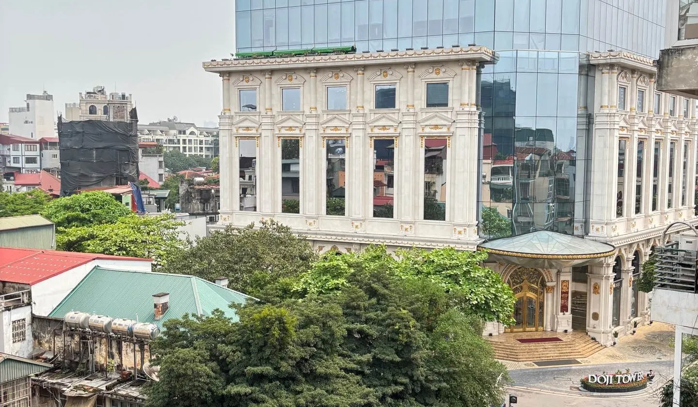 Bán nhà mặt phố Nguyễn Thái Học 7 tầng thiết kế đa năng, vị trí giao thương sầm uất... Bán nhà mặt phố tại Văn Miếu - Quốc Tử Giám, Hà Nội 01