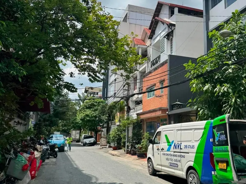 Nhà 4 tầng hiện đại ngay Tân Sơn Nhất, không gian sống lý tưởng... Bán nhà riêng tại Tân Sơn Nhất, Hồ Chí Minh 01