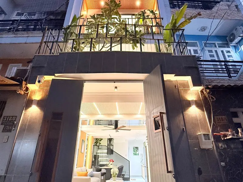 Nhà 5 tầng đúc BTCT, ô tô đỗ cửa, gần trung tâm Thống Nhất... Bán nhà riêng tại An Hội Đông, Hồ Chí Minh 01