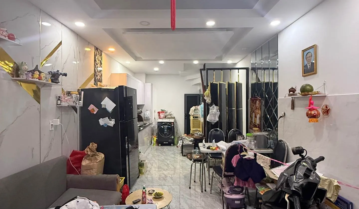 Cơ hội sở hữu nhà đẹp trung tâm Nguyễn Trãi, giá chỉ 7 tỷ... Bán nhà riêng tại Chợ Quán, Hồ Chí Minh 01