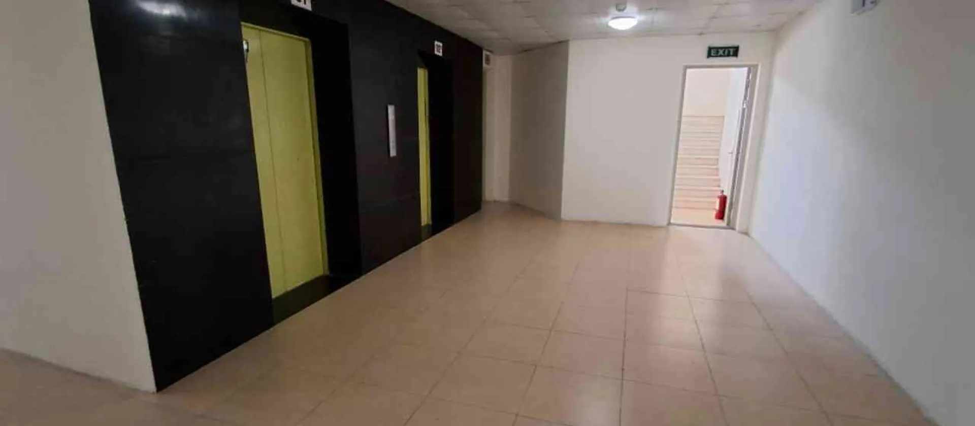 Bán căn hộ 2 phòng ngủ tại Hoàng Đạo Thành, vị trí trung tâm Thanh Xuân giá 4,3 tỷ... Bán căn hộ chung cư tại Khương Đình, Hà Nội 01
