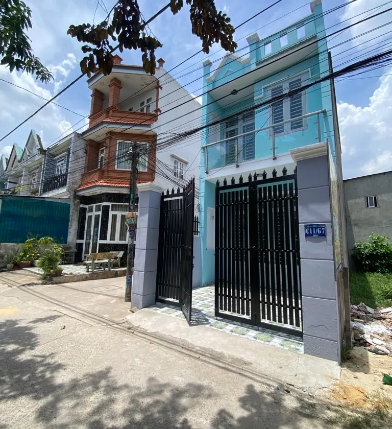 Bán nhà riêng 2 tầng tại quận với vị trí lô góc gần chợ Nữ Dân Công... Bán nhà riêng tại Vĩnh Lộc, Hồ Chí Minh 01