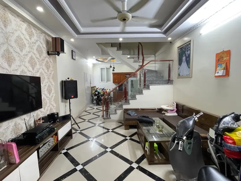 Nhà 3 tầng rộng 40m2, 3 phòng ngủ, hướng Đông, ngõ ô tô gần... Bán nhà riêng tại Hải An, Hải Phòng 01