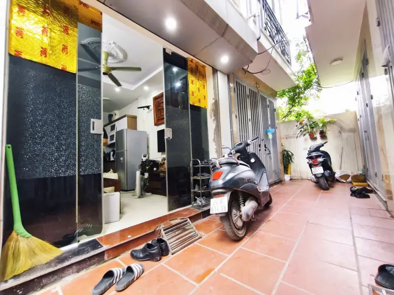Cơ hội hiếm có sở hữu nhà riêng 5 tầng giá chỉ 3 tỷ tại Thanh Lân/ Thanh Đàm/ 0866863387... Bán nhà riêng tại Vĩnh Hưng, Hà Nội 01
