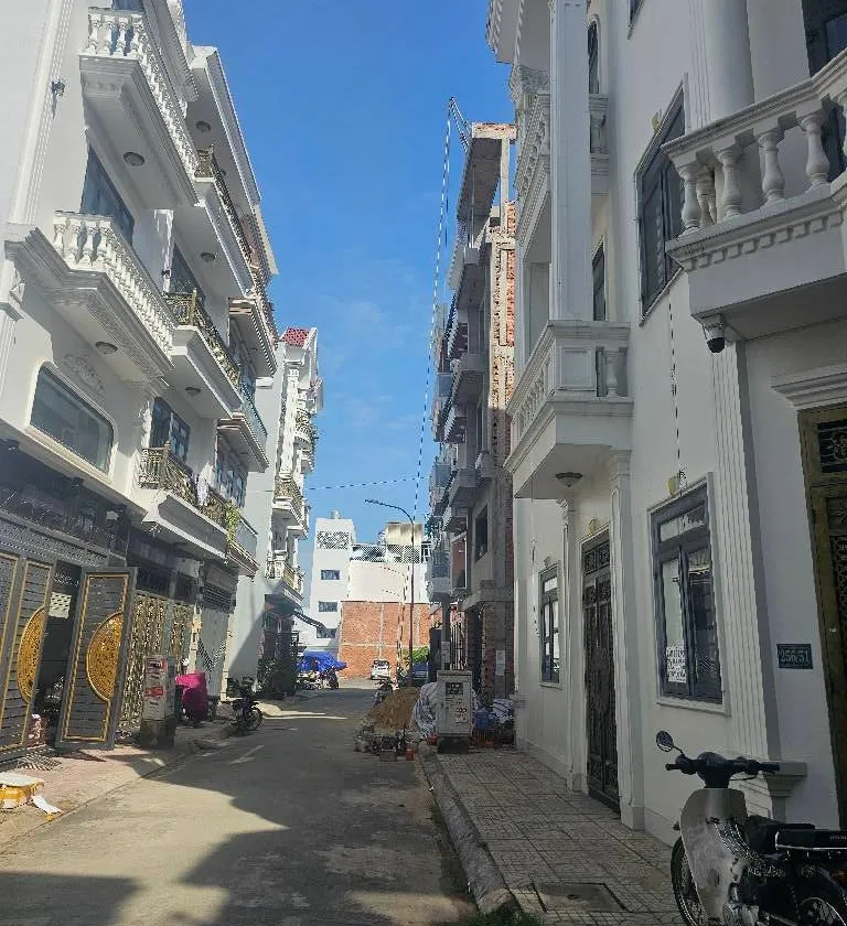 Cơ Hội Sở Hữu Nhà Phố Tuyệt Đẹp Tại Bình Tân Chỉ 5.55 Tỷ!... Bán owner_side tại Bình Tân, Hồ Chí Minh 01