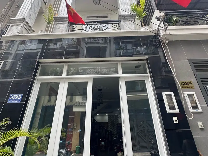 Cơ hội hiếm: Nhà mặt tiền nội bộ Nguyễn Ảnh Thủ, 5 tầng giá tốt nên sở hữu ngay... Bán nhà riêng tại Tân Thới Hiệp, Hồ Chí Minh 01