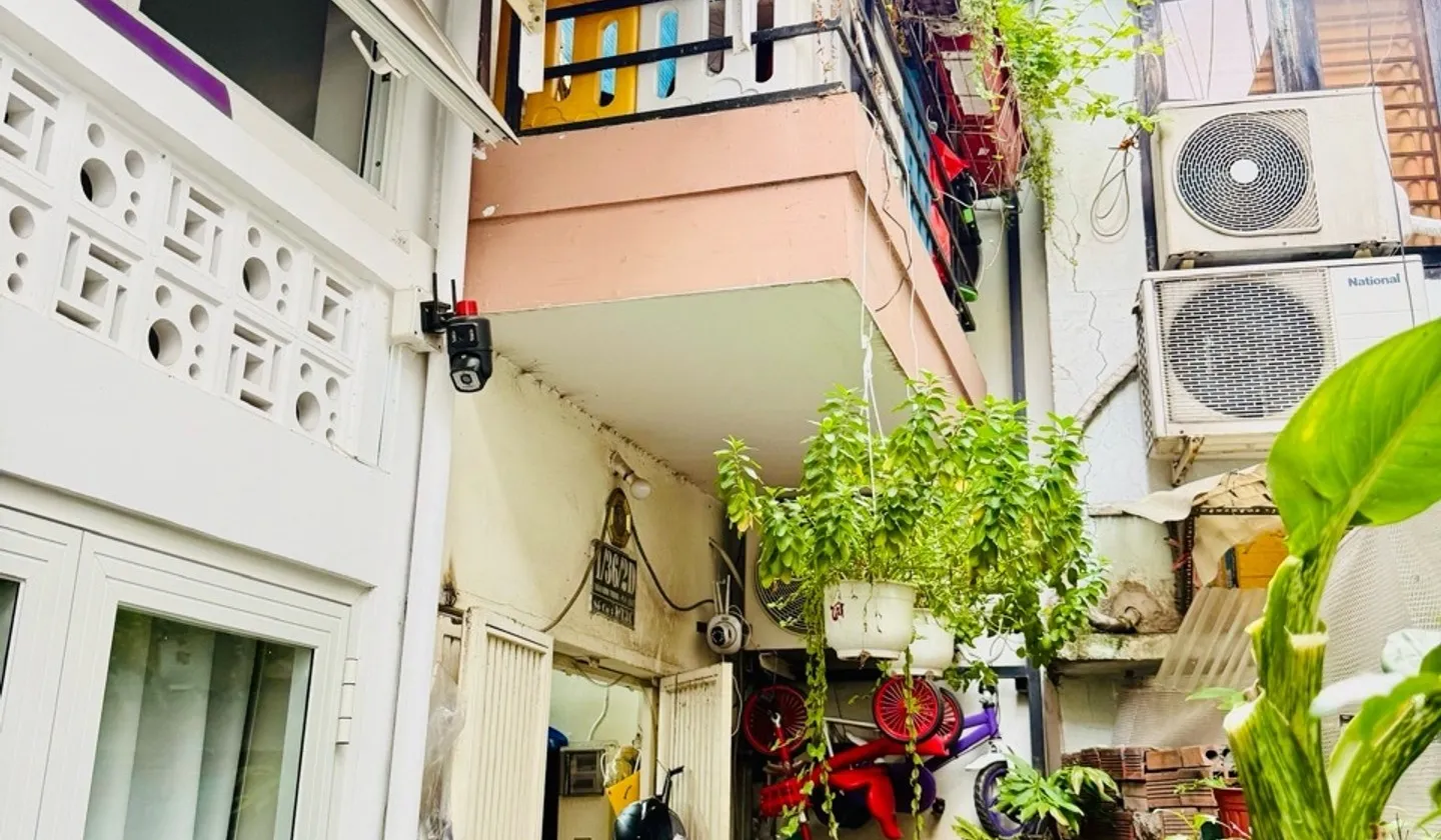 Bán nhà riêng 3 tầng tại Bình Thạnh, diện tích 12.8 m2, pháp lý rõ ràng... Bán nhà riêng tại Bình Lợi Trung, Hồ Chí Minh 01