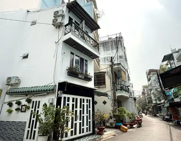 Nhà phố kinh doanh Phú Nhuận giá hời... Bán nhà mặt phố tại Đức Nhuận, Hồ Chí Minh 01
