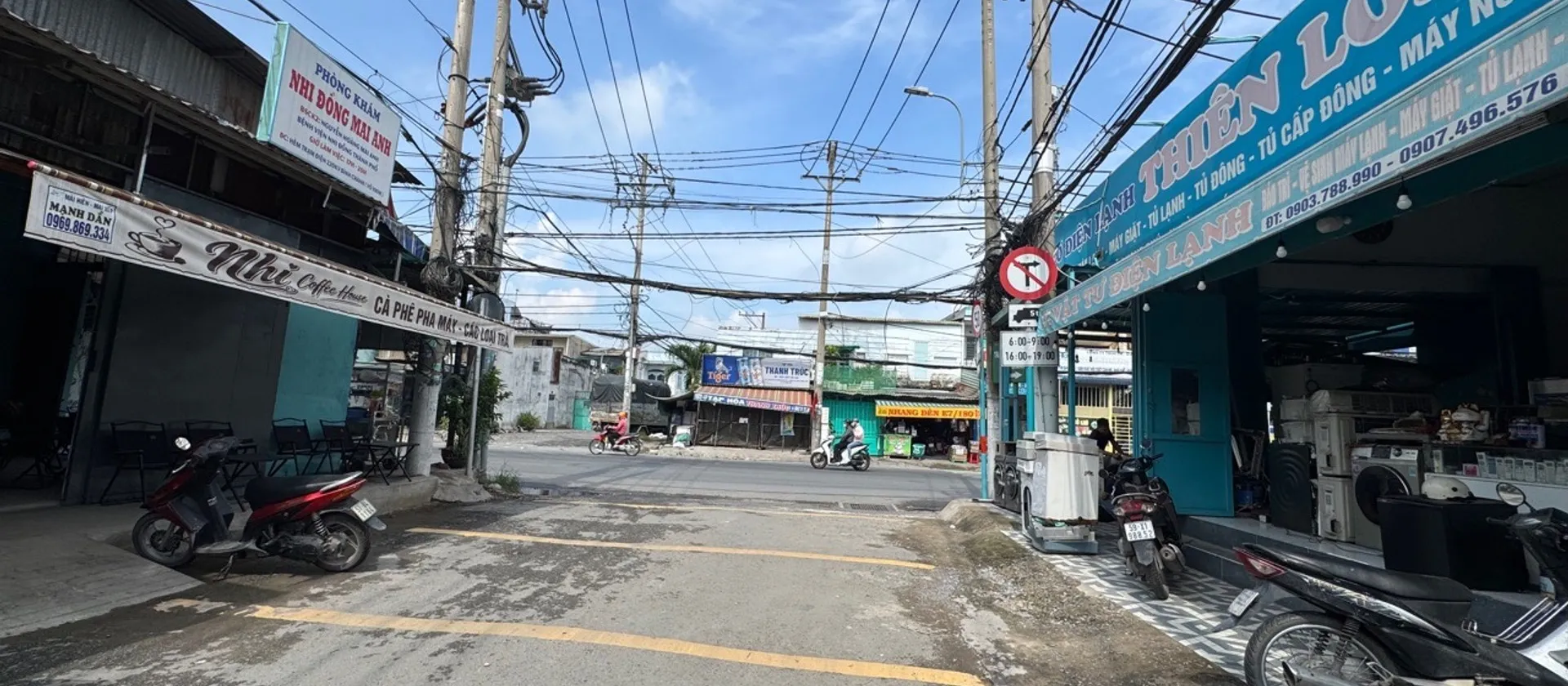 🔥 Hot 135mét vuông : Bán đất tặng kèm nhà Cấp 4 - Khu vực Bình Hưng - Bình Chánh... Bán đất tại Bình Hưng, Hồ Chí Minh 01