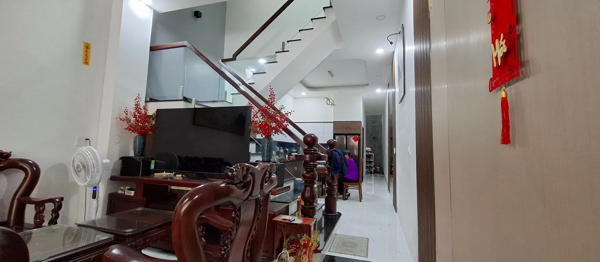 Nhà mặt phố 3 tầng, 4 phòng ngủ, giá 6.4 tỷ tại Dĩ An... Bán nhà mặt phố tại Dĩ An, Hồ Chí Minh 01