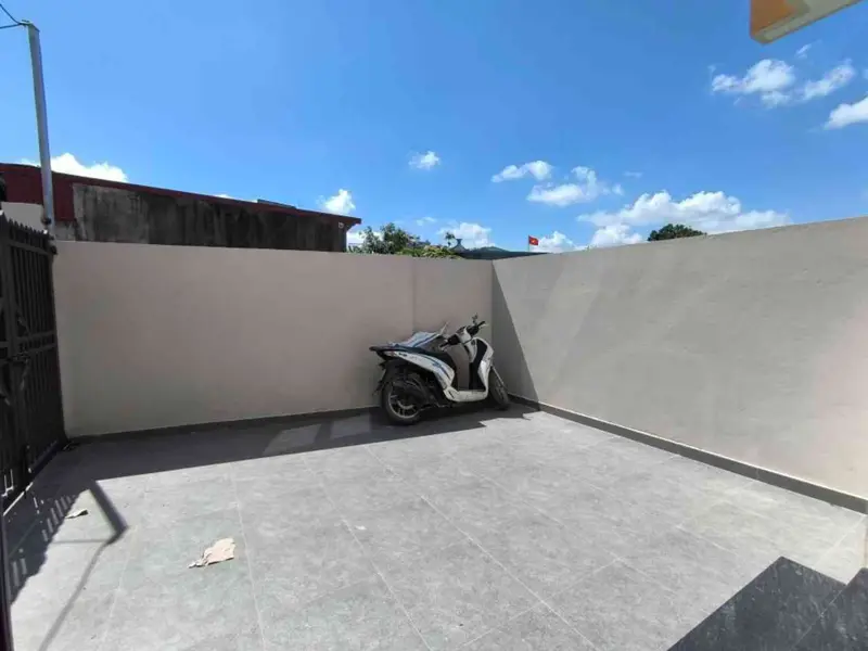 🔥 GIẢM GIÁ MẠNH – NHÀ ĐẸP CHỈ 2,75 TỶ! 🏡

✨ Nhà 3 tầng xây mới hiện đại, sang trọng, sân cổng... Bán nhà riêng tại Phù Liễn, Hải Phòng 01
