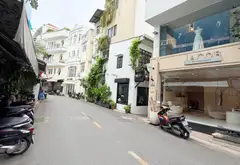 Nhà 2 Mặt Hẻm Trung Tâm Phú Nhuận, Ô Tô Vào Nhà... Bán nhà mặt phố tại Cầu Kiệu, Hồ Chí Minh 01