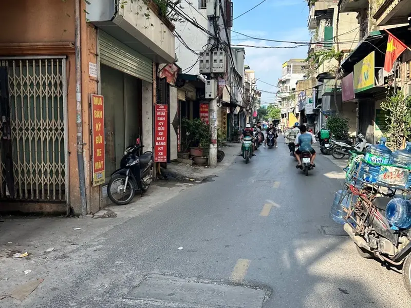 Bán nhà riêng 6 tầng có thang máy tại phường Định Công, diện tích 33m²... Bán nhà riêng tại Định Công, Hà Nội 01