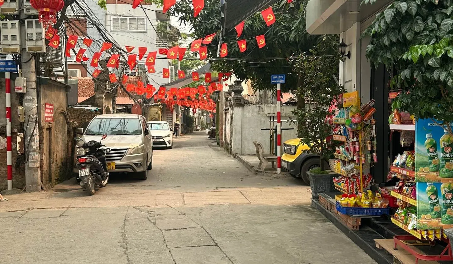 Đất mặt hồ rộng tại Thụy Phương - vị trí kinh doanh sầm uất, phù hợp xây tòa văn phòng... Bán đất tại Đông Ngạc, Hà Nội 01