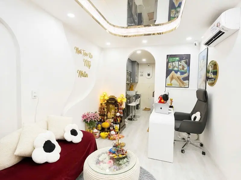 Nhà 2 tầng-cmt8-Q10-4ty95... Bán nhà riêng tại Hòa Hưng, Hồ Chí Minh 01