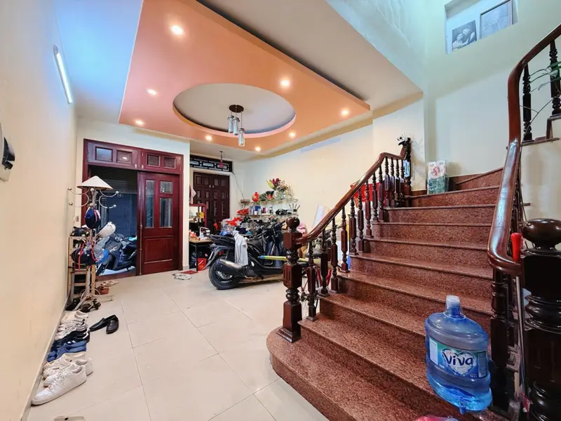Bán nhà riêng 5 tầng khu vực Trần Duy Hưng, giá 22 tỷ... Bán nhà riêng tại Yên Hòa, Hà Nội 01