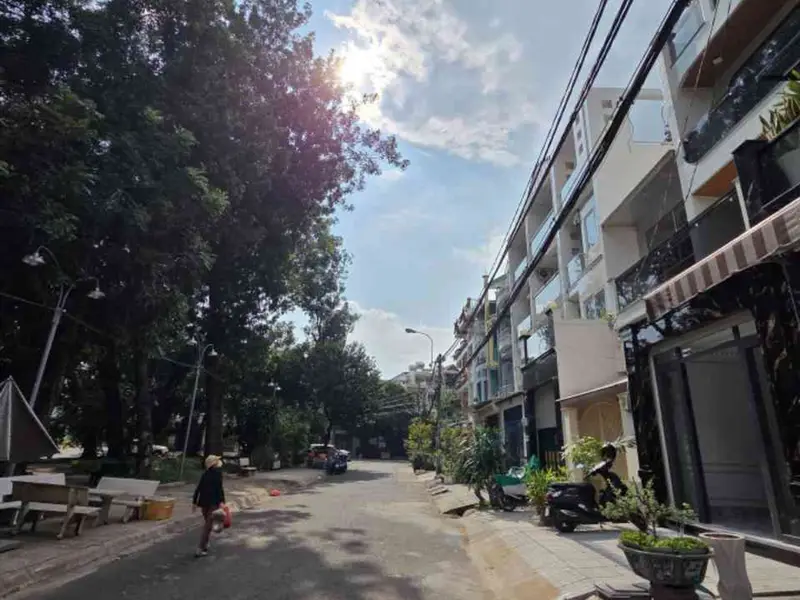 Nhà mặt phố Tên Lửa 4 tầng mới 100%, thang máy, giá 13.75 tỷ... Bán nhà mặt phố tại An Lạc, Hồ Chí Minh 01