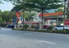 Bán nhà mặt phố tại Từ Sơn, diện tích 93.6 m2, giá 9,56 tỷ đồng... Bán nhà mặt phố tại Đồng Nguyên, Bắc Ninh 12