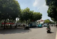 Nhà 3 tầng tặng đất ngay gần Bệnh viện Đức Giang, ngõ ô tô tránh... Bán nhà riêng tại Việt Hưng, Hà Nội 06