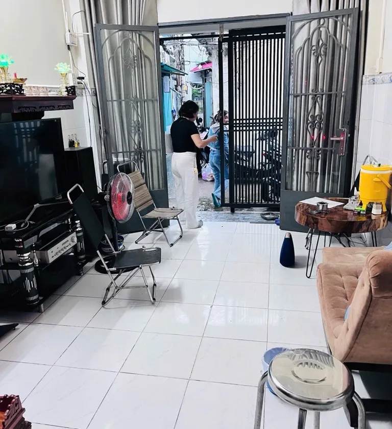 Bán nhà riêng 40.7m² - Bãi Sậy, Quận 6 - Giá 4.3 tỷ lý tưởng cho gia đình... Bán nhà riêng tại Bình Tiên, Hồ Chí Minh 01