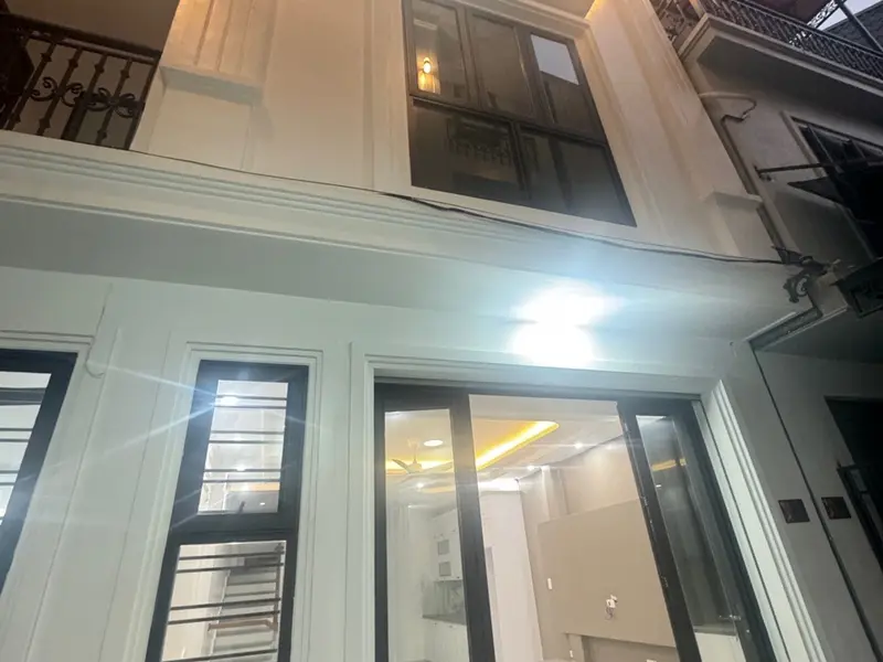 Nhà 4 tầng hiện đại gần phố Thư Trung, khu trung tâm Đằng Lâm... Bán nhà riêng tại Hải An, Hải Phòng 01