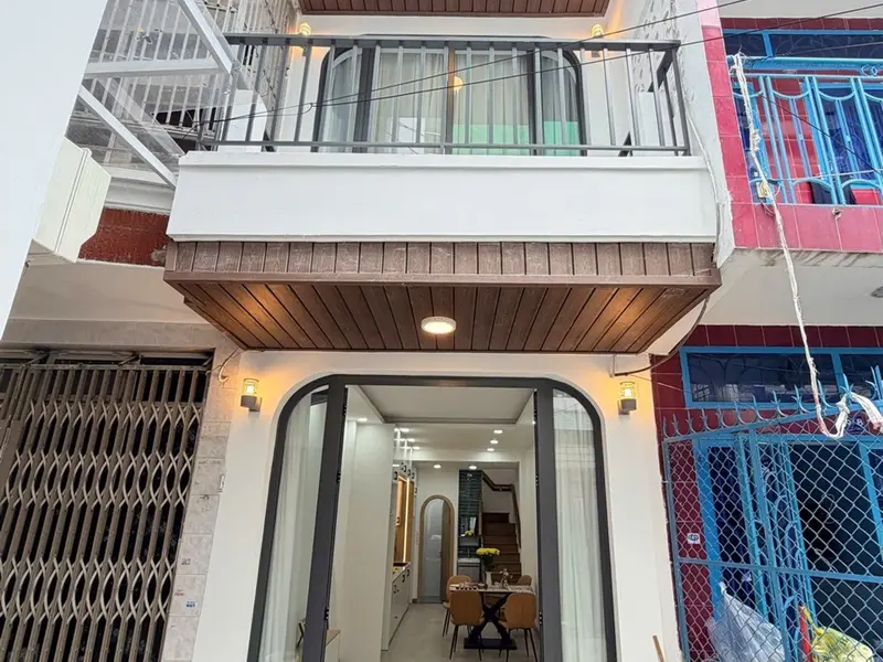 Bán nhà 2 tầng mới đẹp gần Phạm Văn Đồng, thuận tiện di chuyển sân bay... Bán nhà riêng tại Bình Lợi Trung, Hồ Chí Minh 01