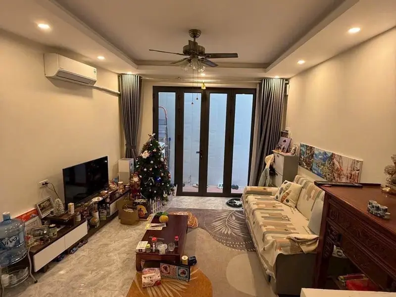 Nhà 2 Tầng Việt Hưng – Nở Hậu, nhỉnh 6 tỷ... Bán nhà riêng tại Việt Hưng, Hà Nội 01