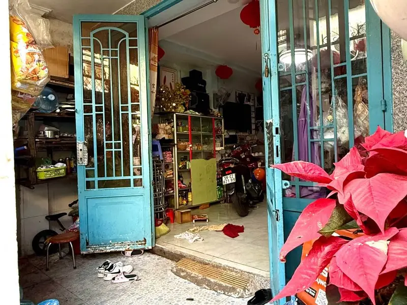 Bán nhà riêng 2 tầng tại phường Tân Hưng, Hồ Chí Minh, diện tích 43.9 m2, pháp lý có sổ hồng riêng... Bán nhà riêng tại Tân Hưng, Hồ Chí Minh 01